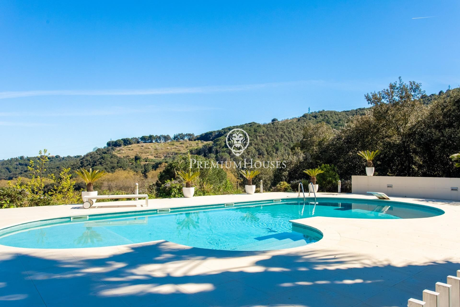 Propiedad con dos casas en venta en Arenys de Munt - foto 5