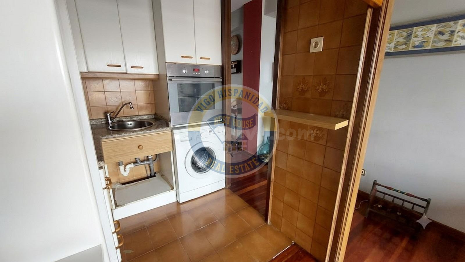 Piso con garaje y vistas a la ría en pleno centro de Vigo - foto 3