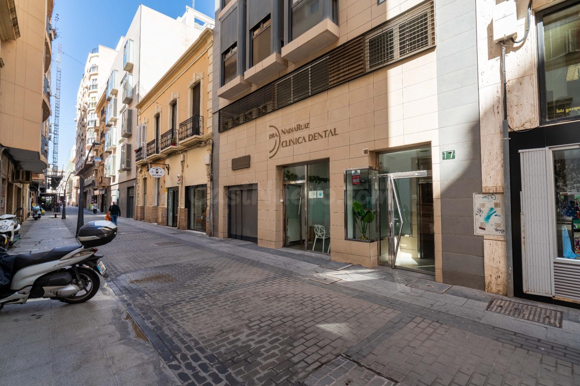 PRECIOSO LOFT EN ALQUILER  EN EL CENTRO DE ALMERÍA - foto 5