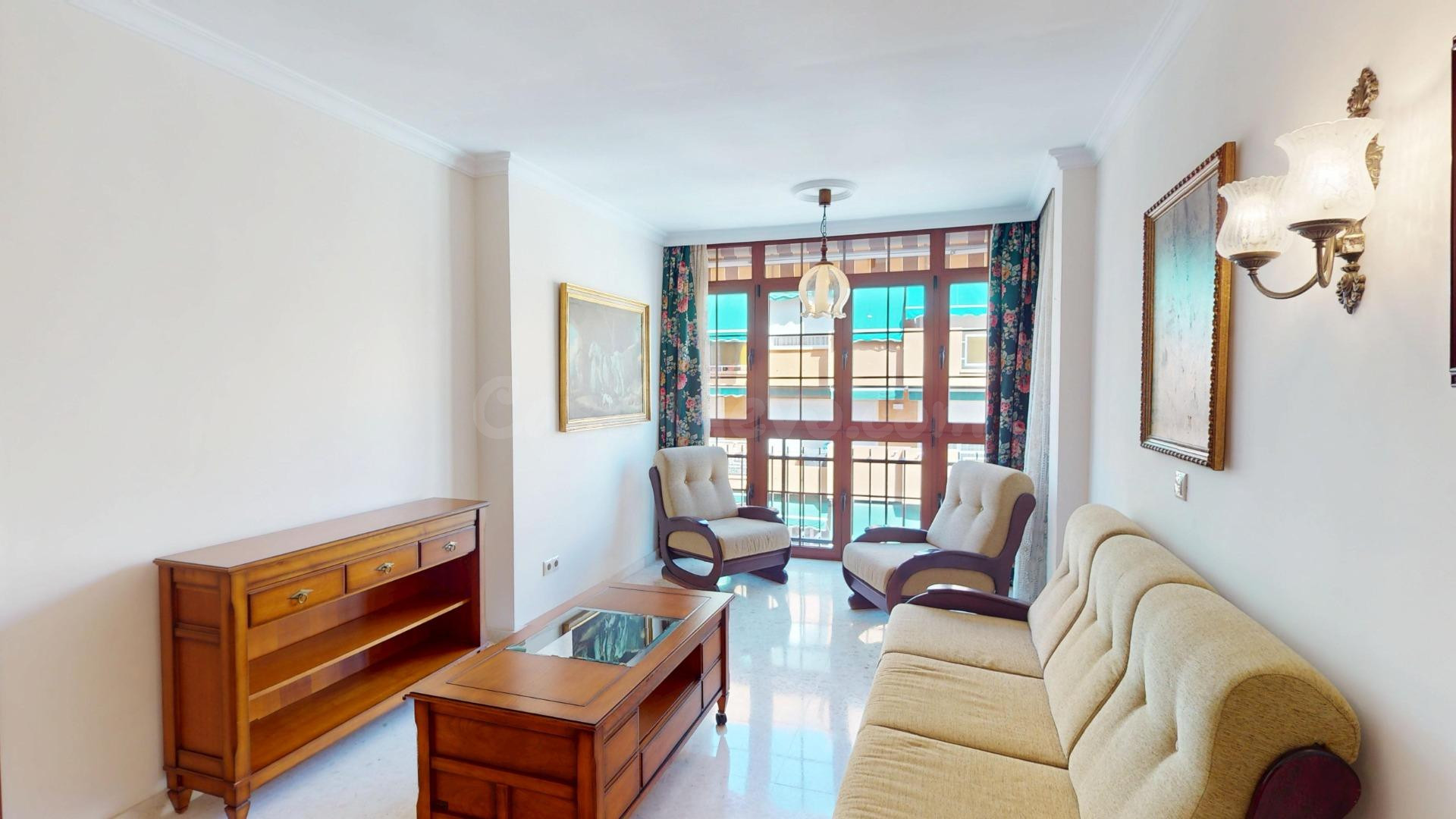 Piso reformado en venta en el centro de Fuengirola, a solo 5