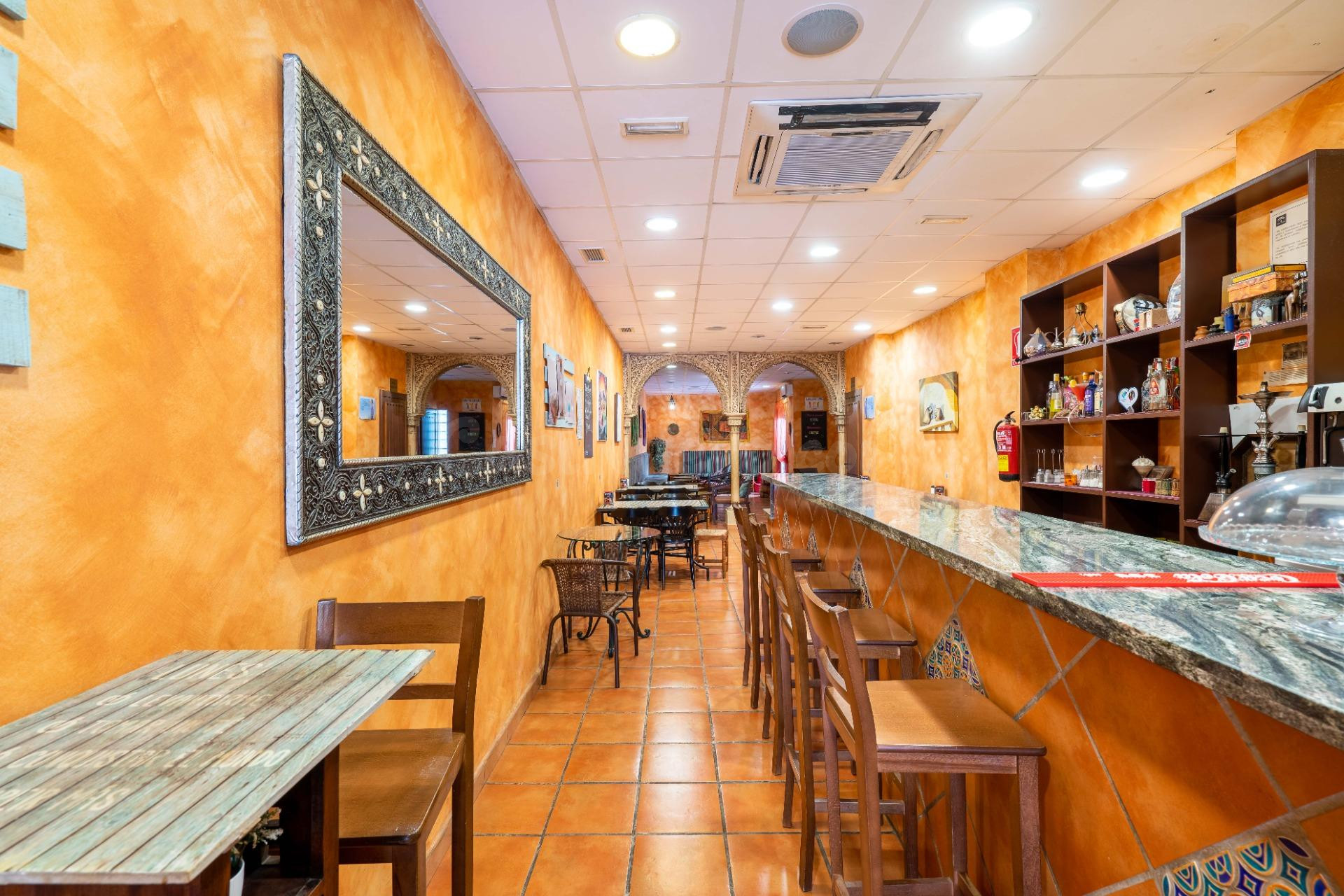 Local comercial 127m² en venta - La cañada - foto 4