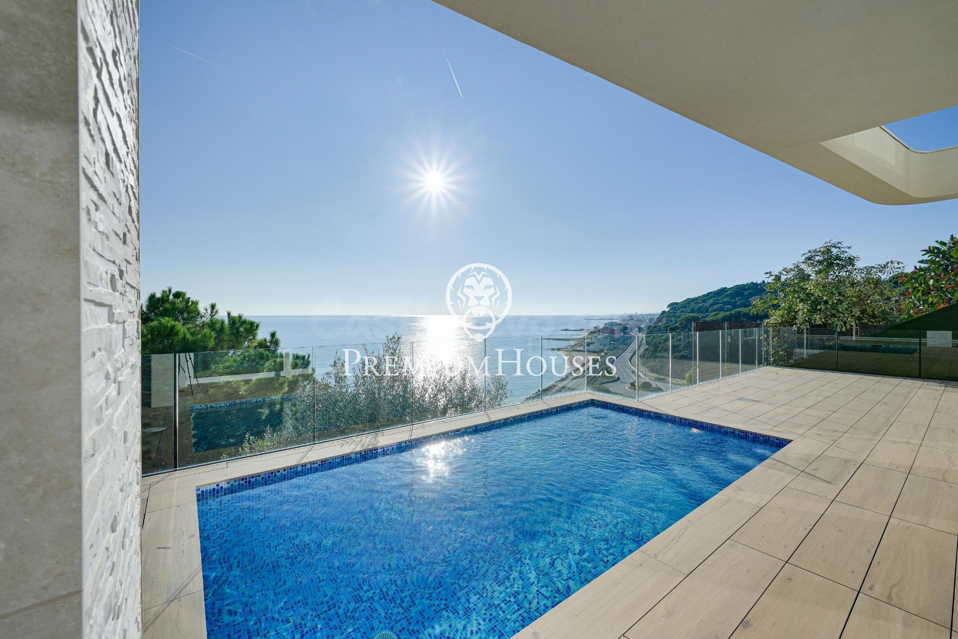 Casa en venta con espectaculares vistas al mar en Arenys de  - foto 4