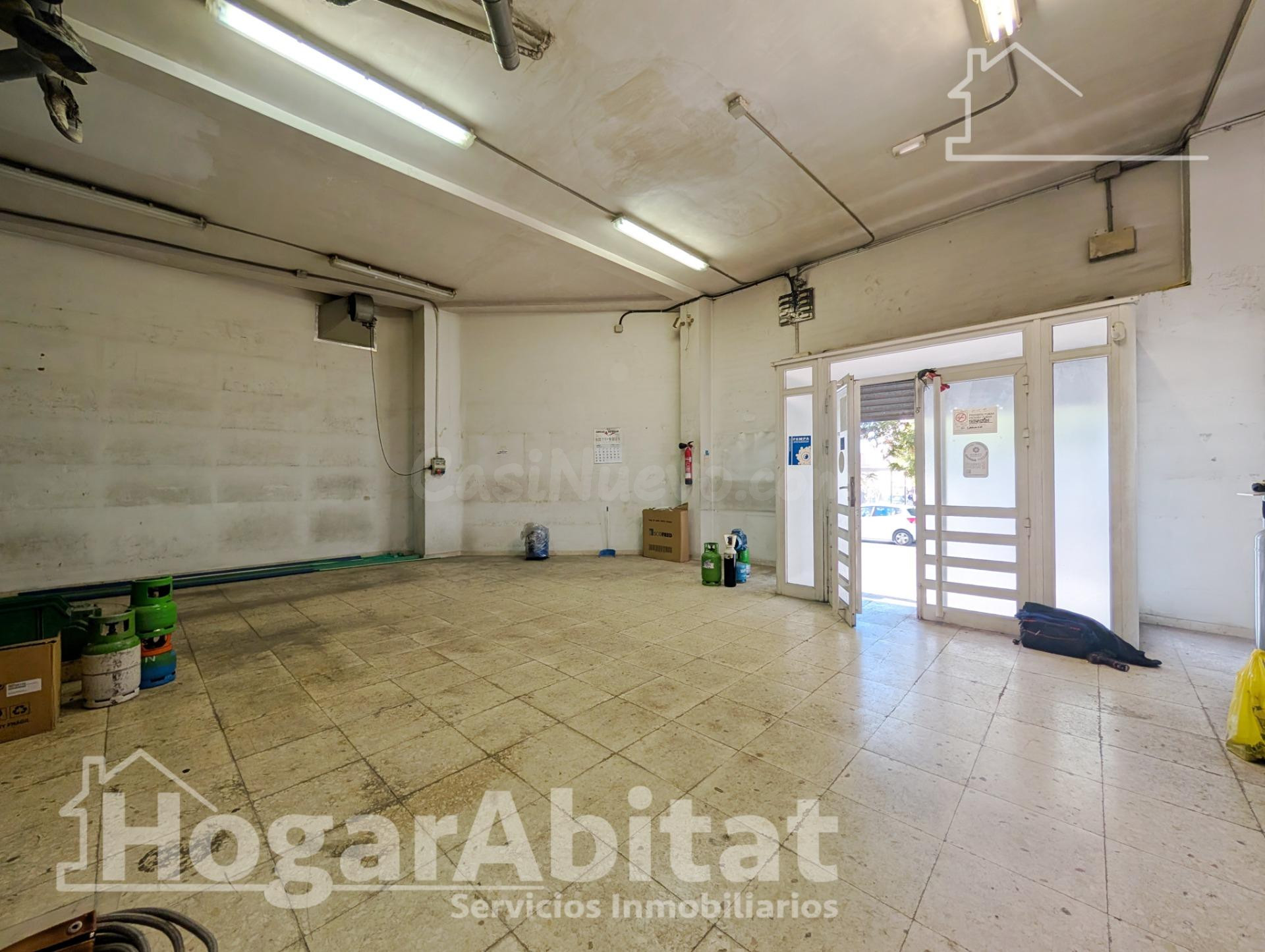 AMPLIO LOCA COMERCIAL CON MUCHAS POSIBILIDADES - foto 5