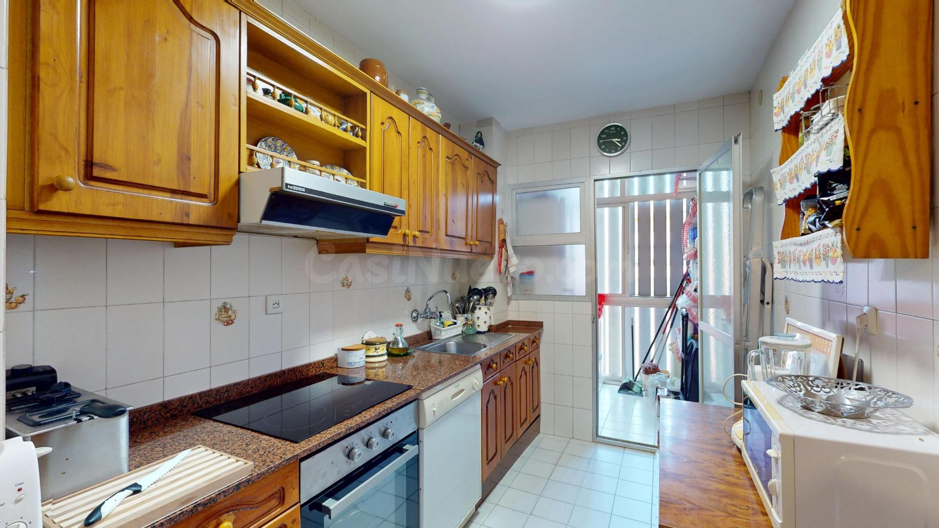 Piso en venta en Fuengirola Centro, 4 dormitorios, terraza,  - foto 4