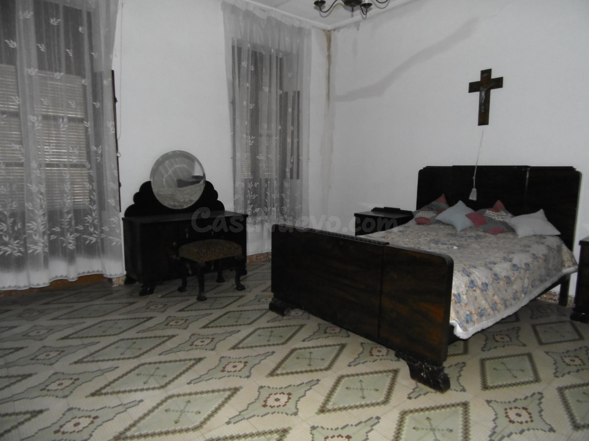 Amplia Casa en el Corazón de Vila-real - foto 5