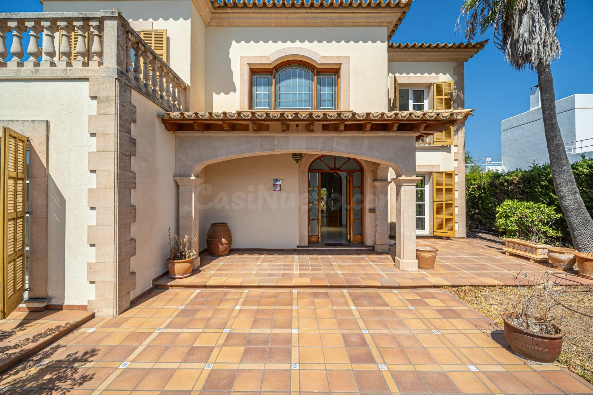 Chalet independiente con piscina privada en Son Verí Nou - foto 5