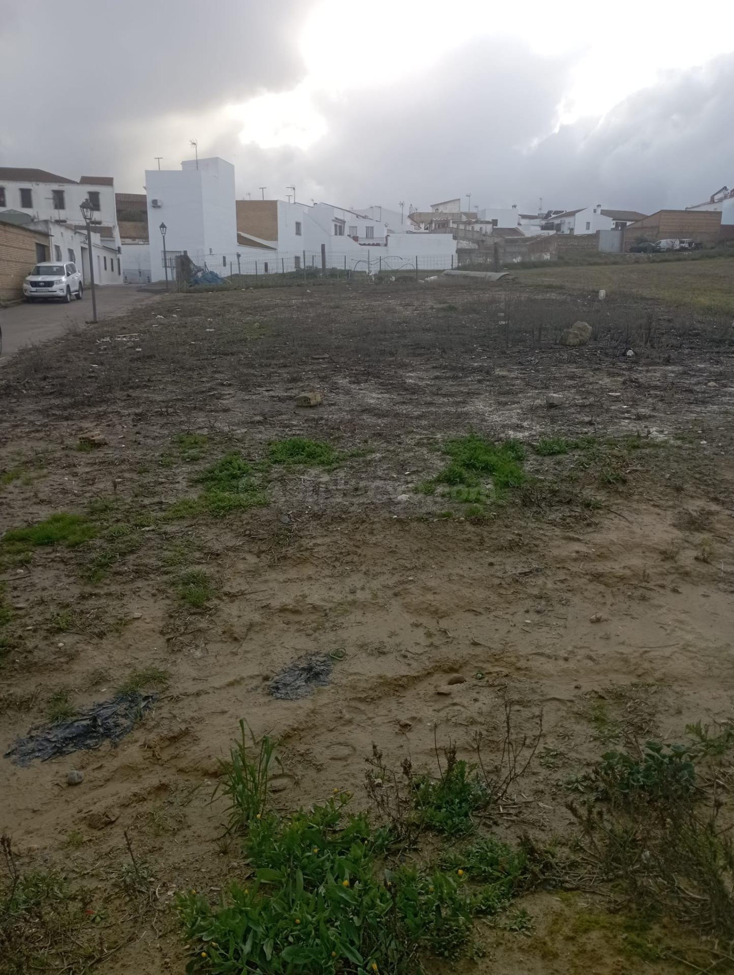 SOLAR URBANO EN ESCACENA DEL CAMPO - foto 2