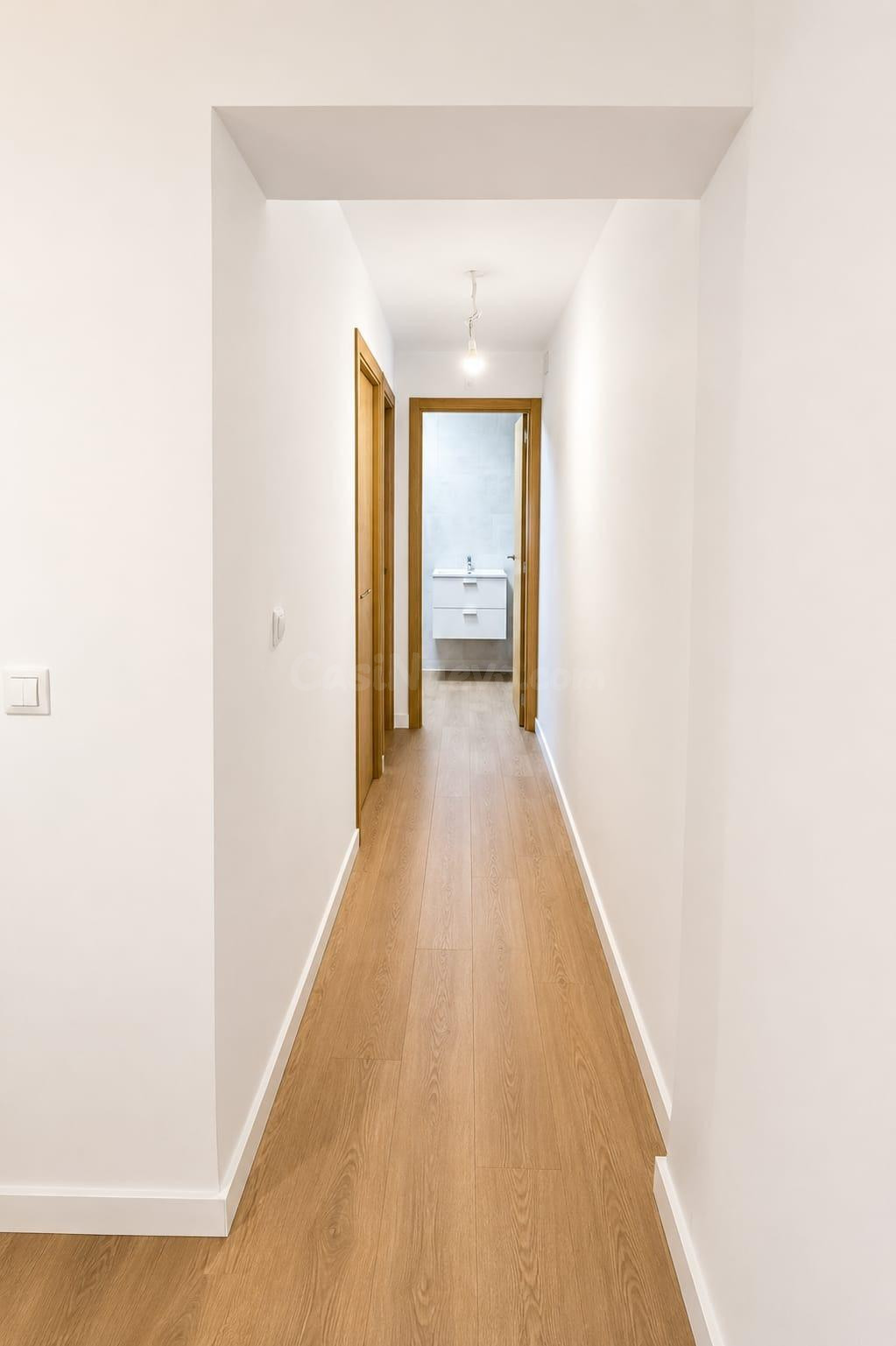 PISO TOTALMENTE REFORMADO EN CAMAS - foto 4
