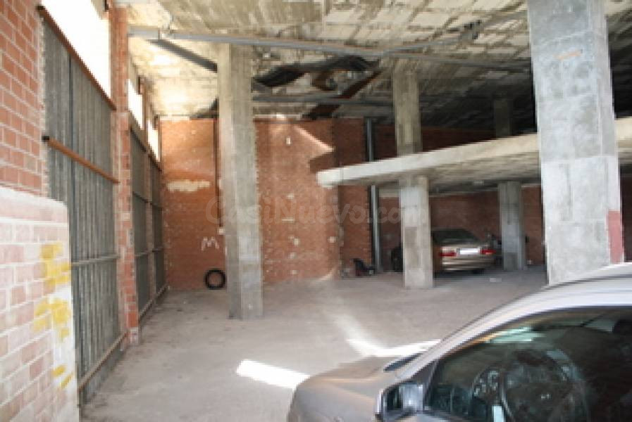 Garaje en planta baja en Orihuela. - foto 2
