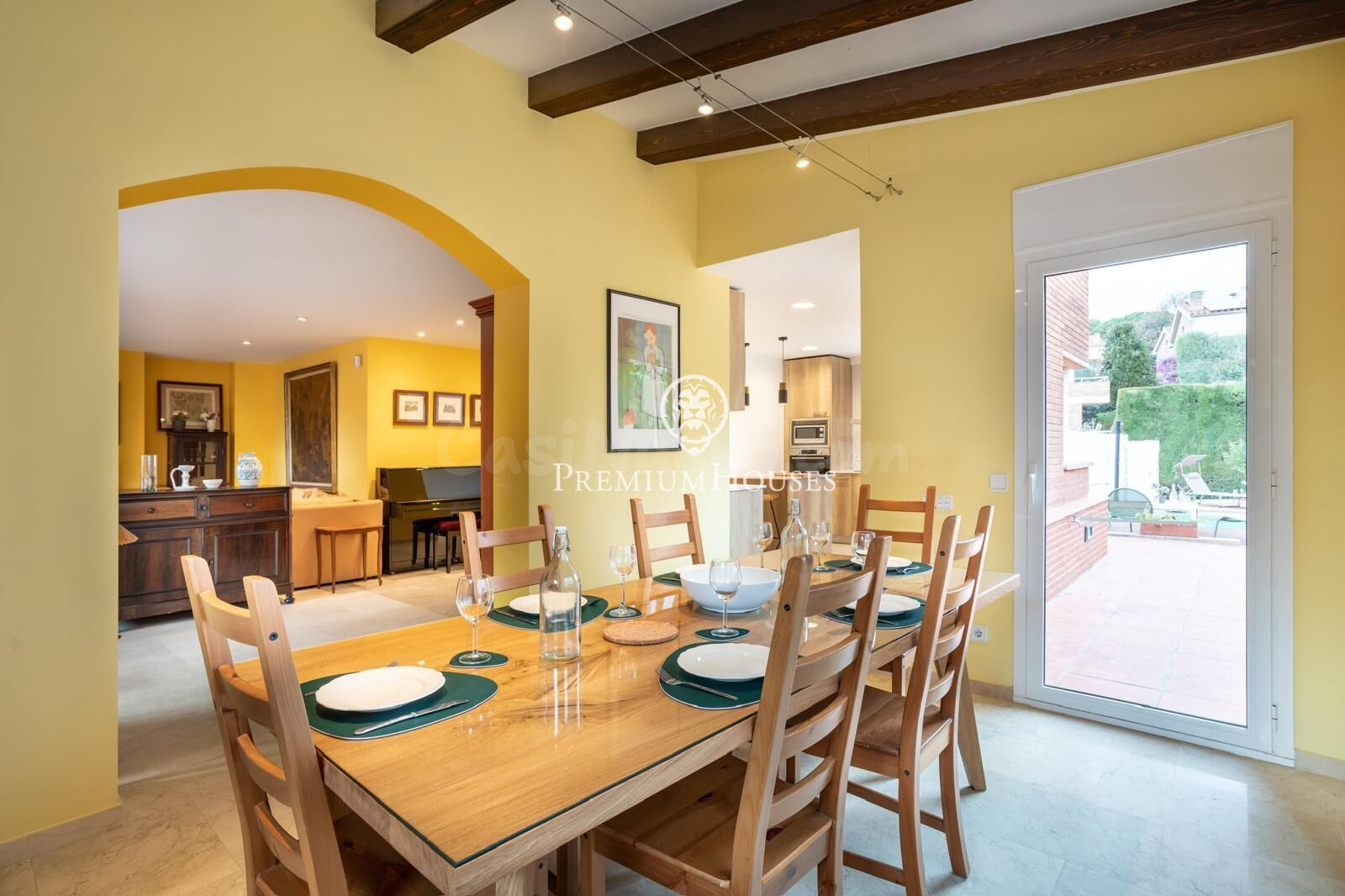 Casa en venta con licencia turística en Sant Vicenç de Monta - foto 5