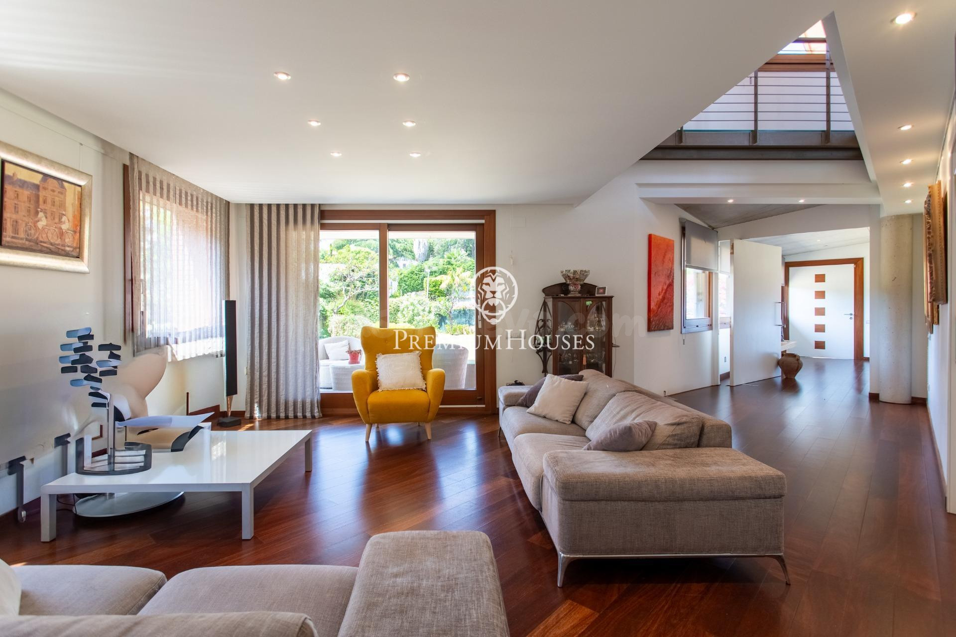 Exclusiva casa familiar de alto standing en Cabrera de Mar - foto 4