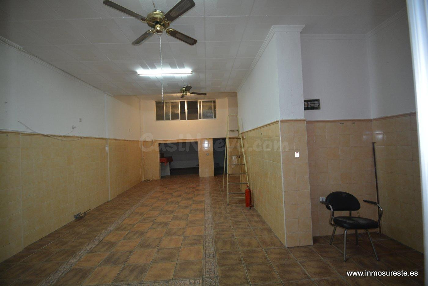 Local comercial en Orihuela zona céntrica cerca del Colegio  - foto 3