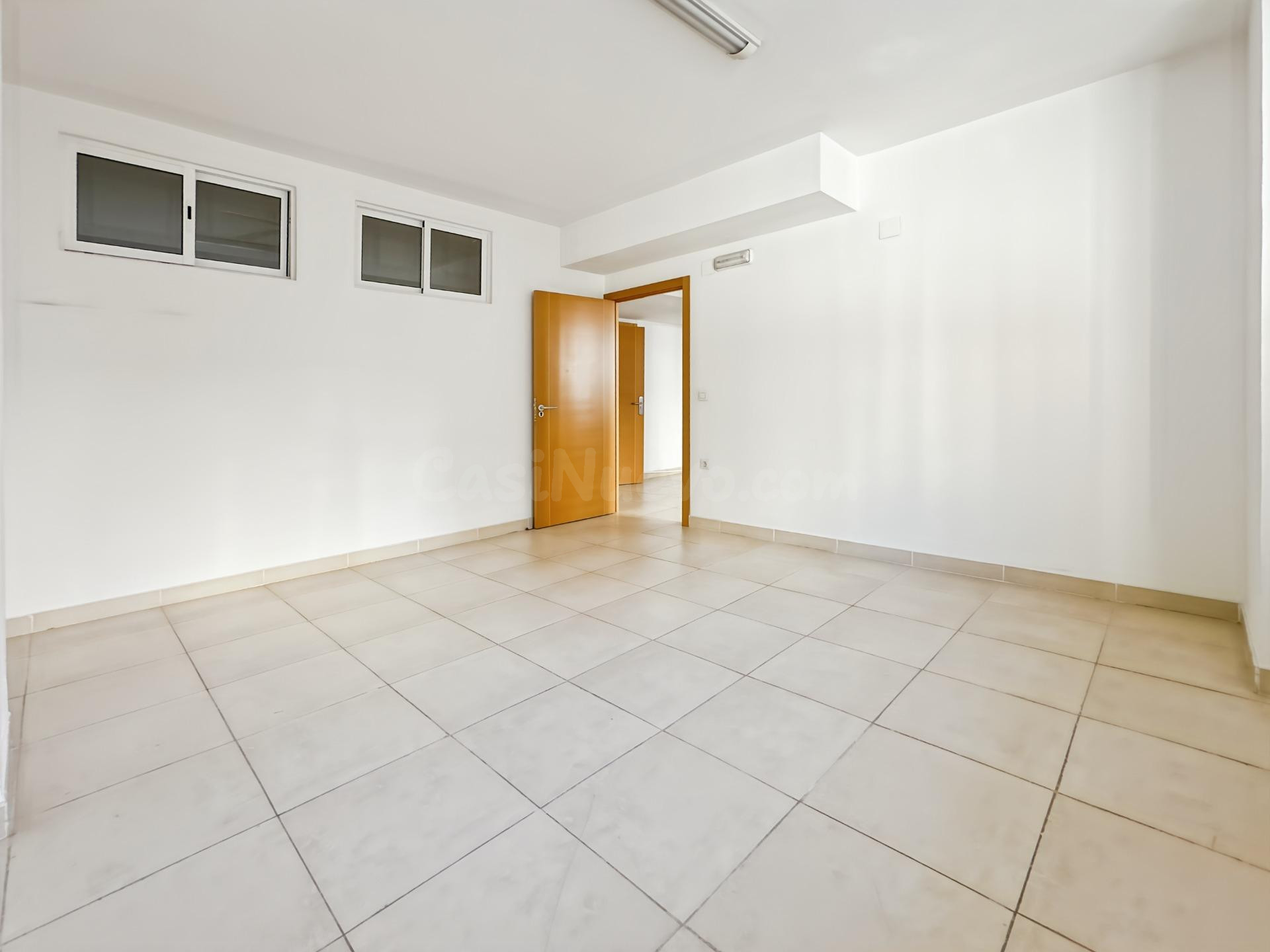 OFICINAS EN ALQUILER CON ENTRADA INDEPENDIENTE - foto 4