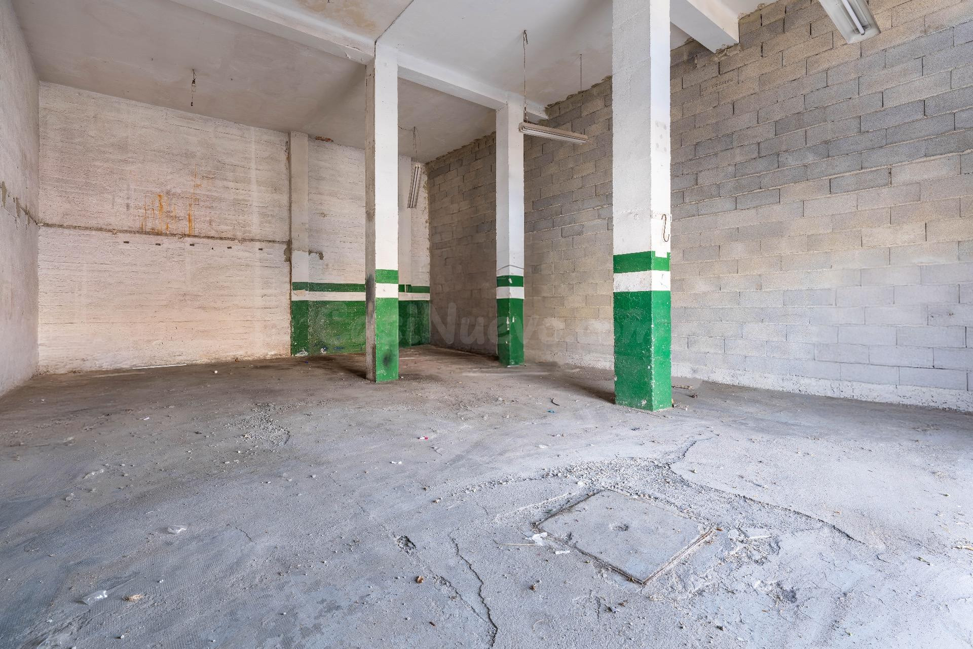 Local comercial 94m² en venta - Torrecardenas - foto 4