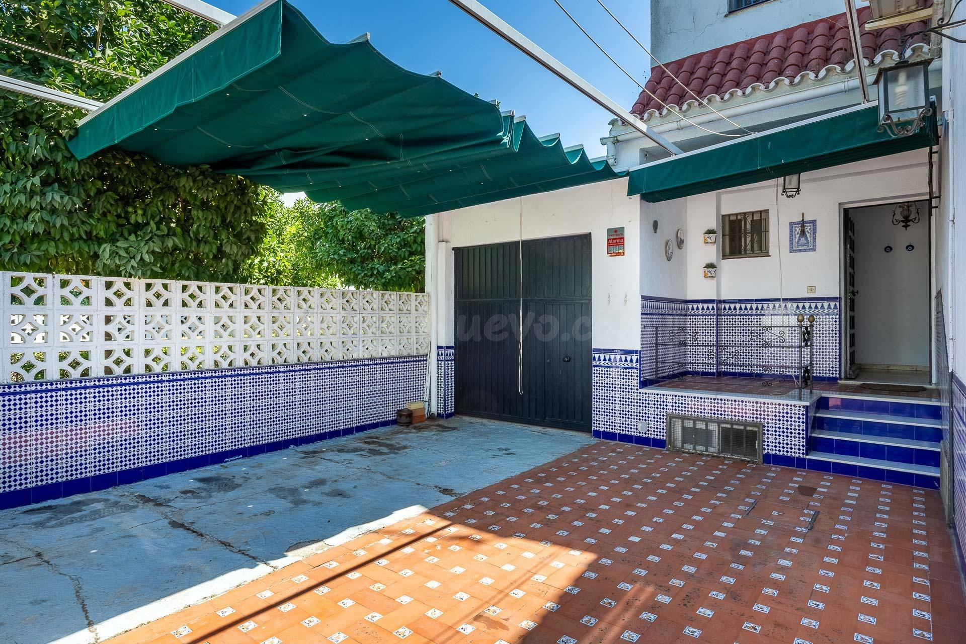 MAGNIFICA CASA PAREADA EN TOMARES - foto 3