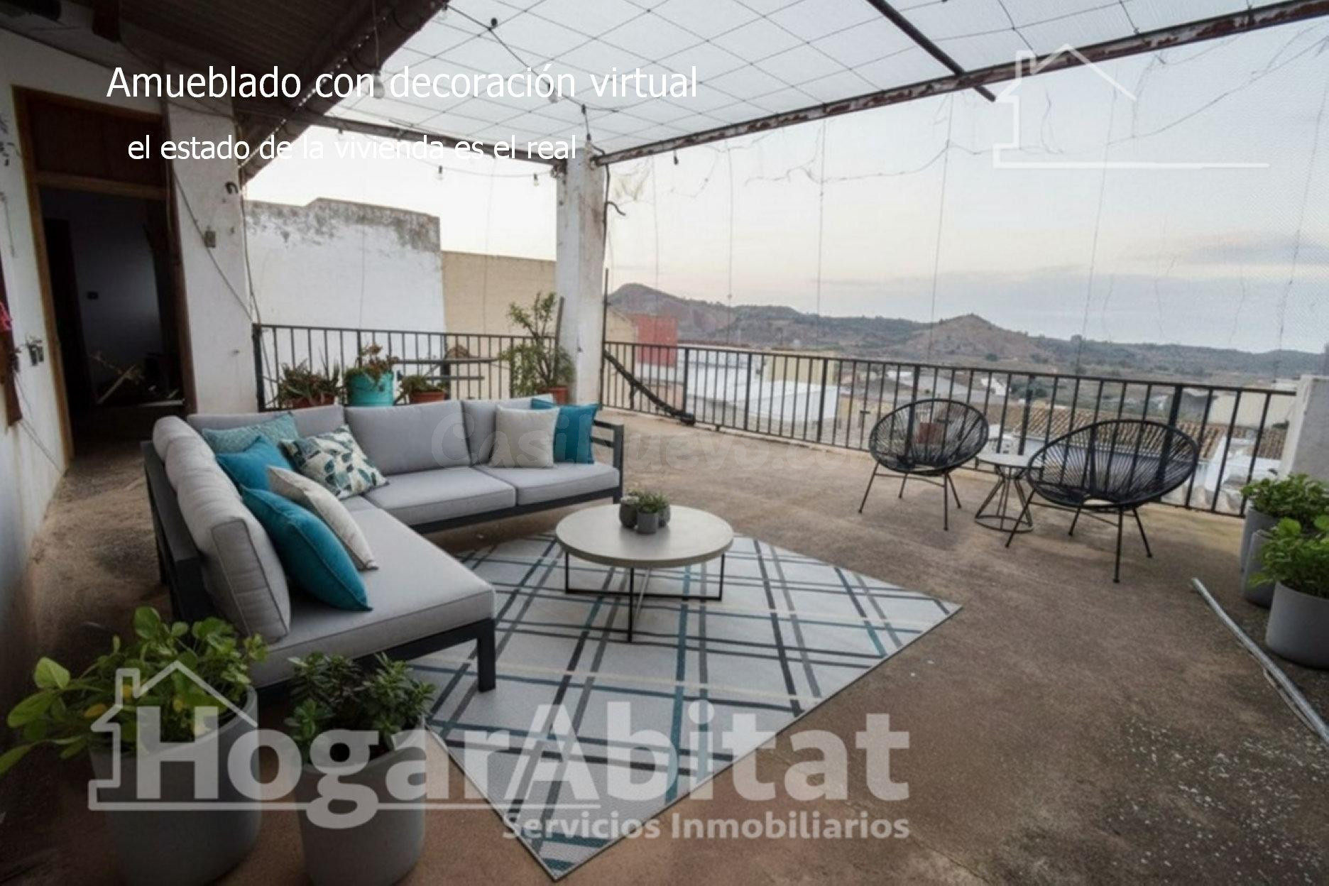 AMPLIA CASA CON TERRAZA Y GARAJE PARA HACER TU HOGAR DE SUEÑ - foto 2