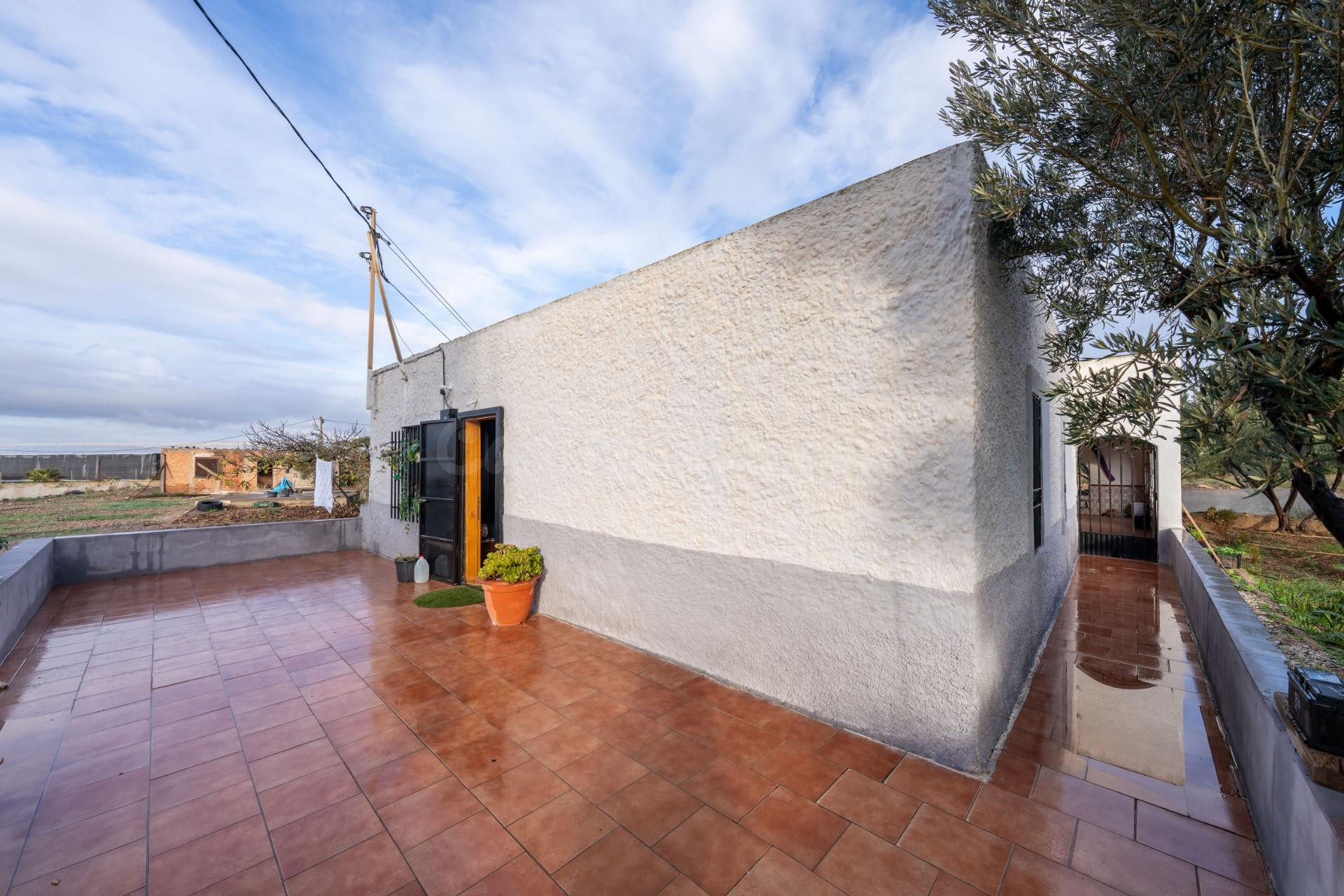 Casa con terreno - foto 4