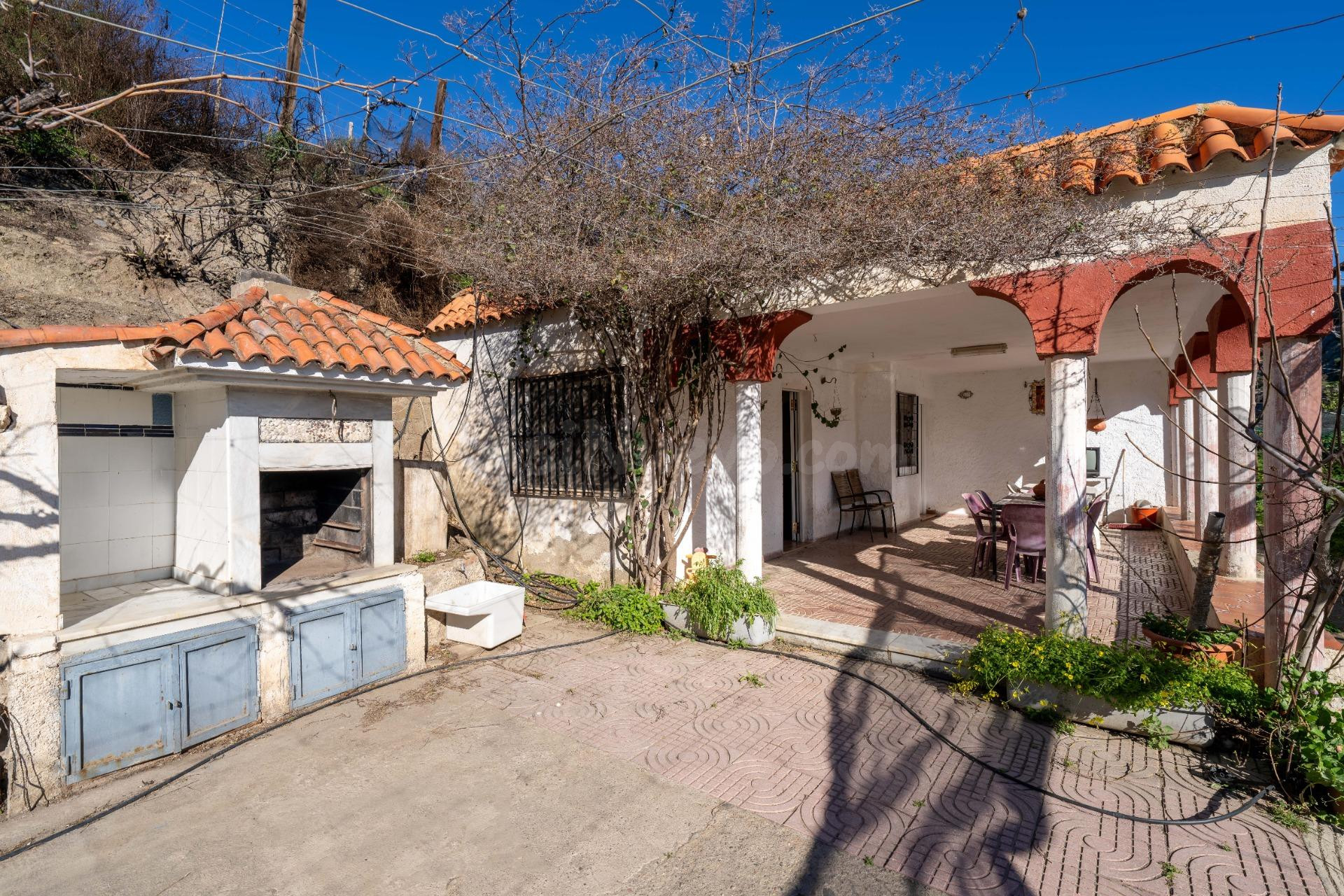 ENCANTADOR CORTIJO EN CANJAYAR - foto 4