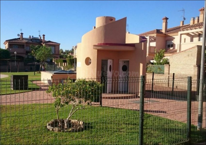 ALQUILER DE CHALET PAREADO EN CONDEQUINTO - foto 3