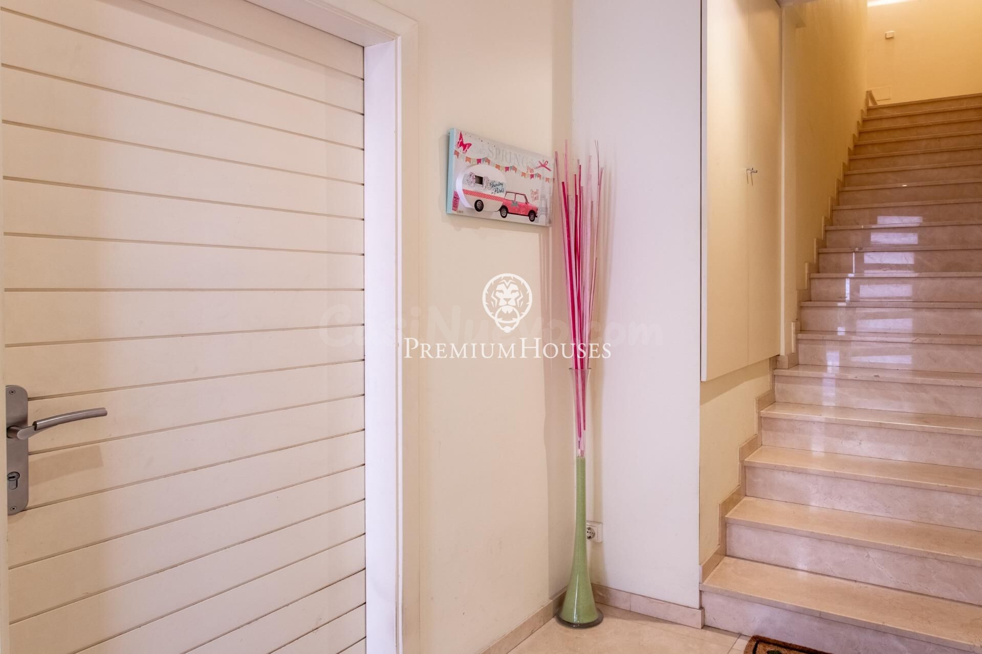 Casa y planta baja en venta en el  centro de Sant Andreu de  - foto 2