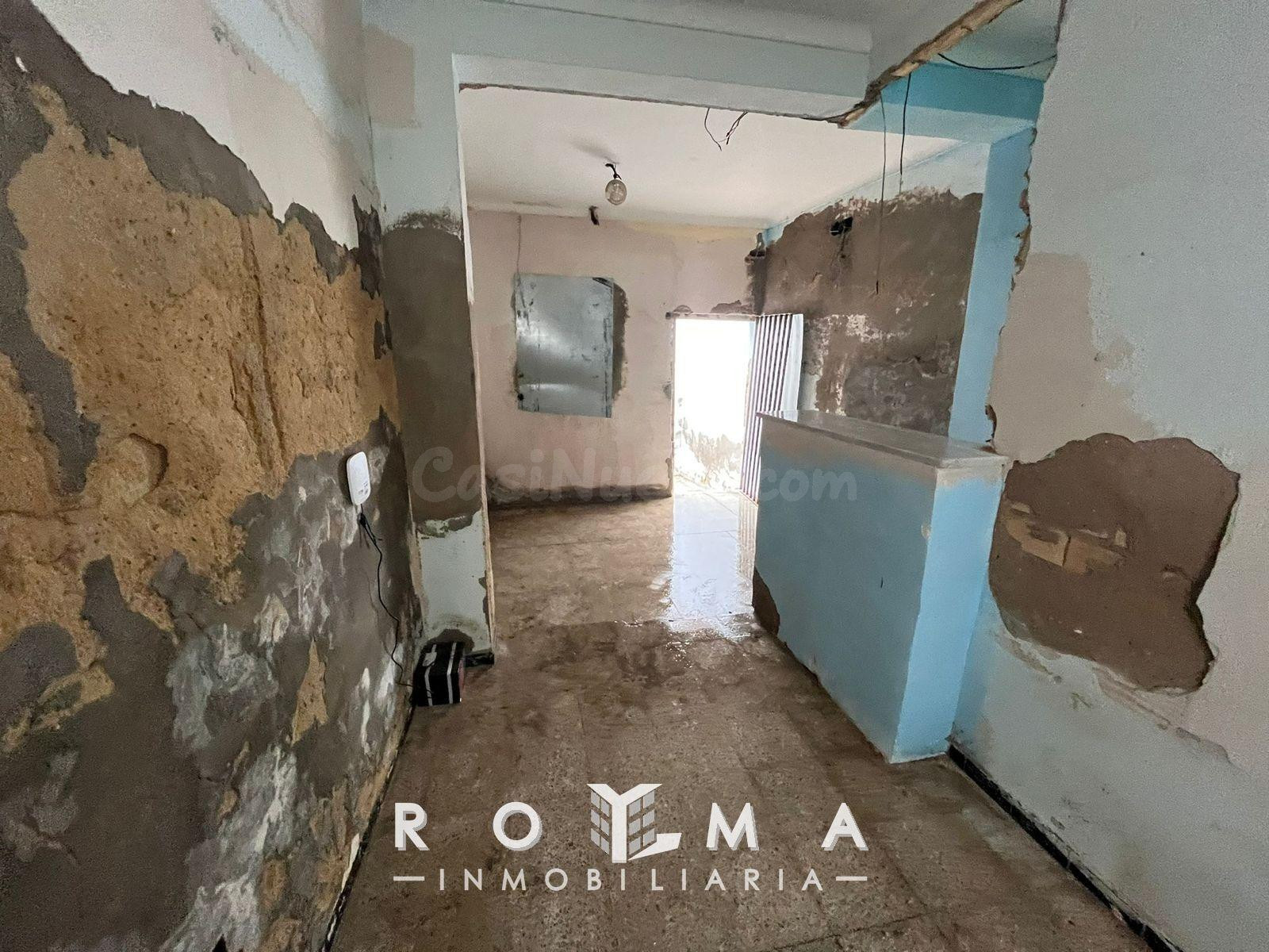 Casa de pueblo a reformar en centro de Arahal - foto 3