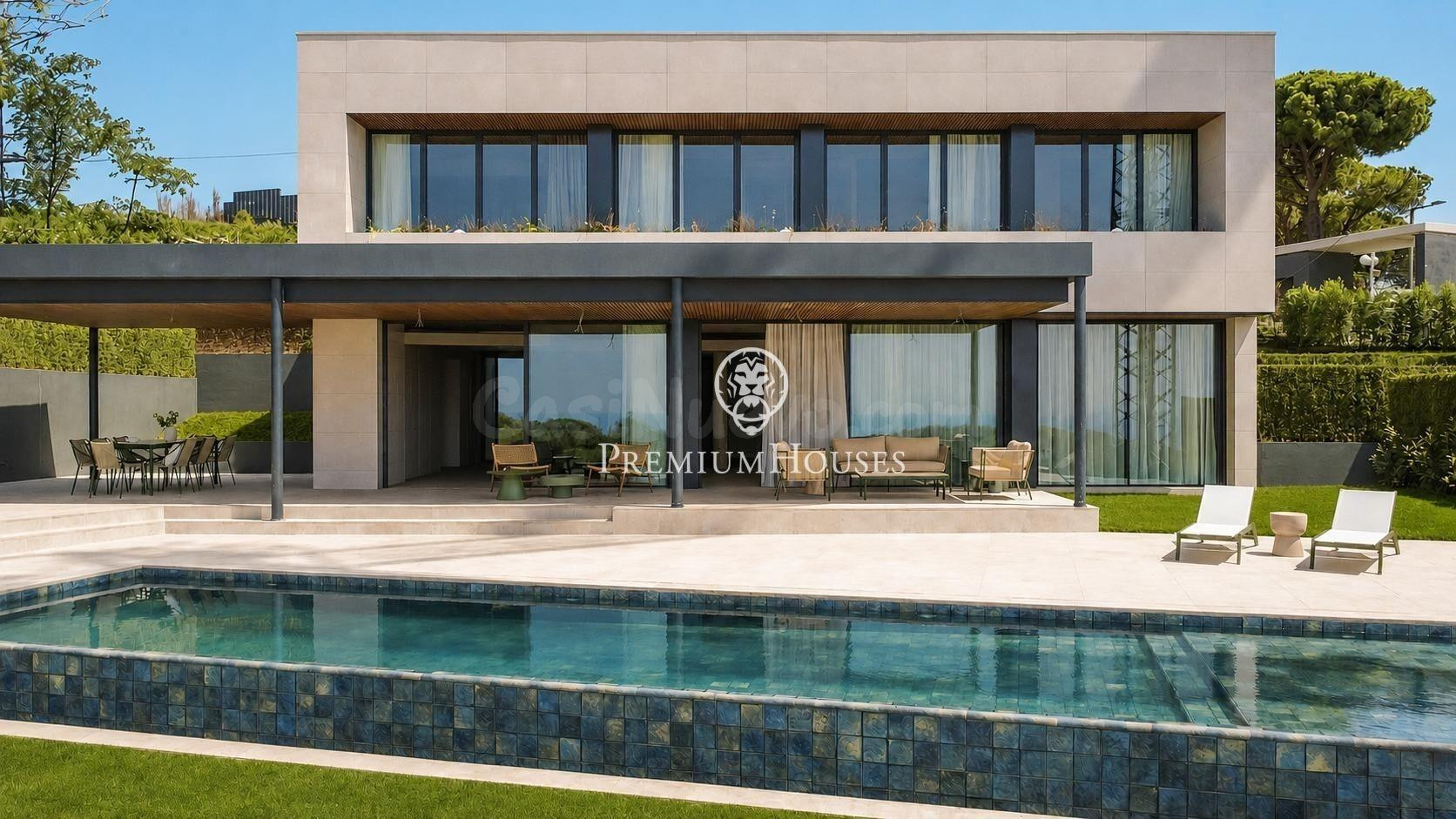 Exclusivas casas de obra nueva con vistas frontales al mar - foto 3