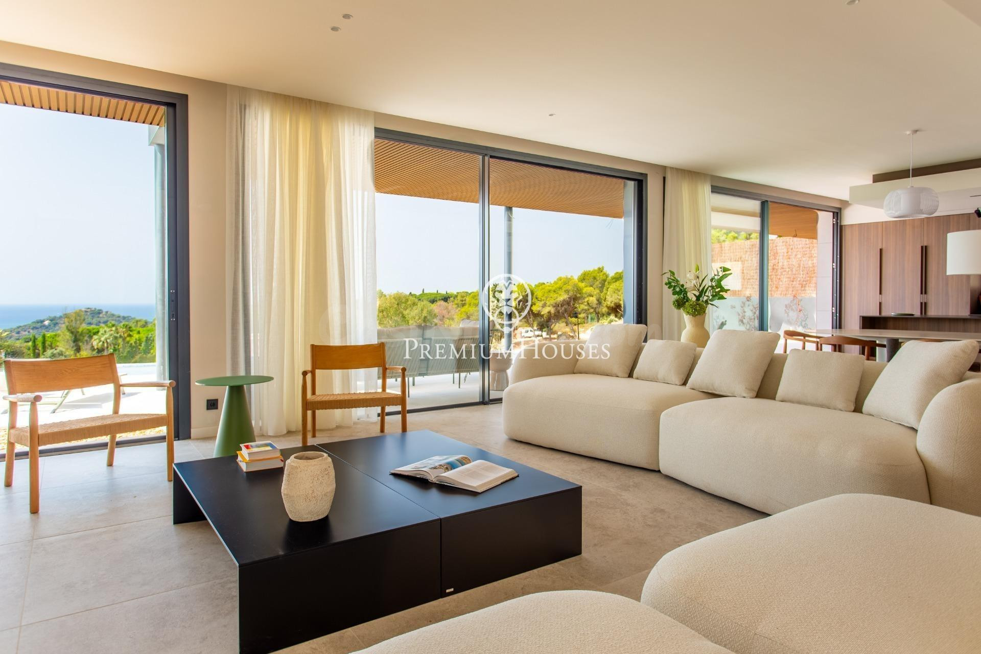 Exclusivas casas de obra nueva con vistas frontales al mar - foto 5