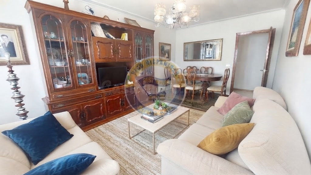 PROXIMO AL CASTRO 3 DORMITORIOS , 2 BAÑOS CON GARAJE Y TRAST