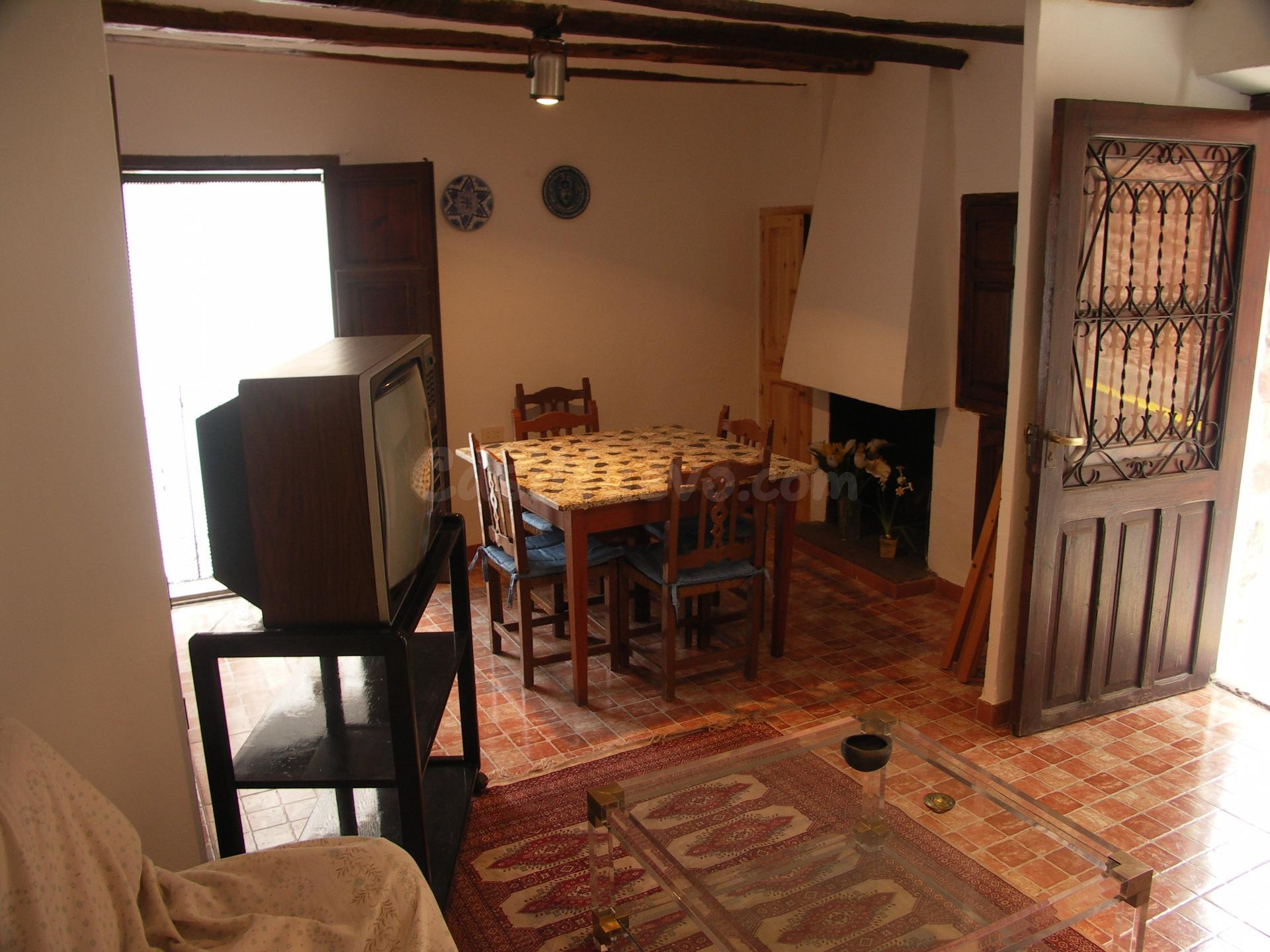 Amplia Casa en vilafames,no lo dudes - foto 3