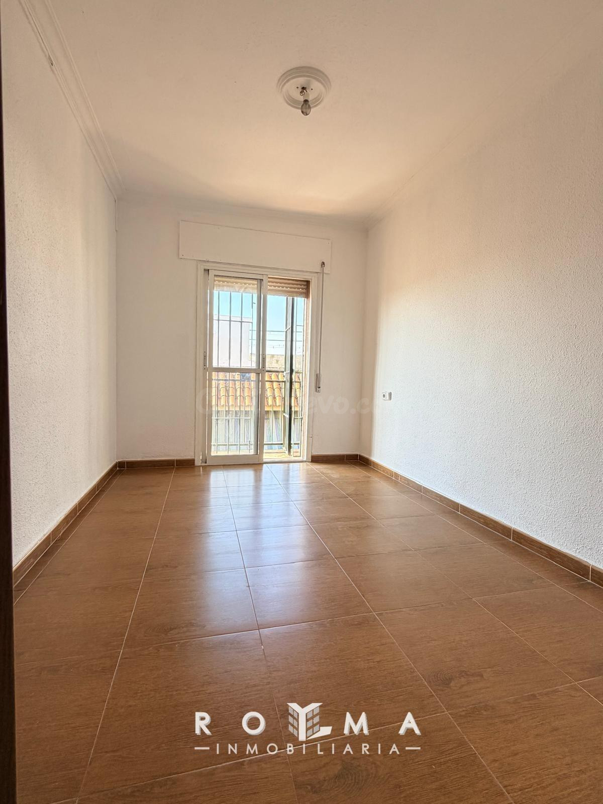 PISO REFORMADO EN TORREBLANCA - foto 3