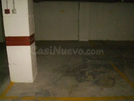 Garaje 12m² en alquiler - Centro