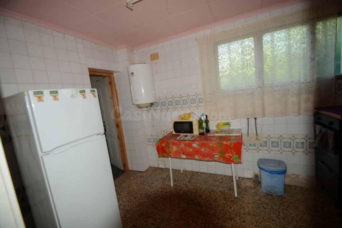 Casa con terreno en Orihuela zona San Bartolomé, 70 m2 const - foto 2