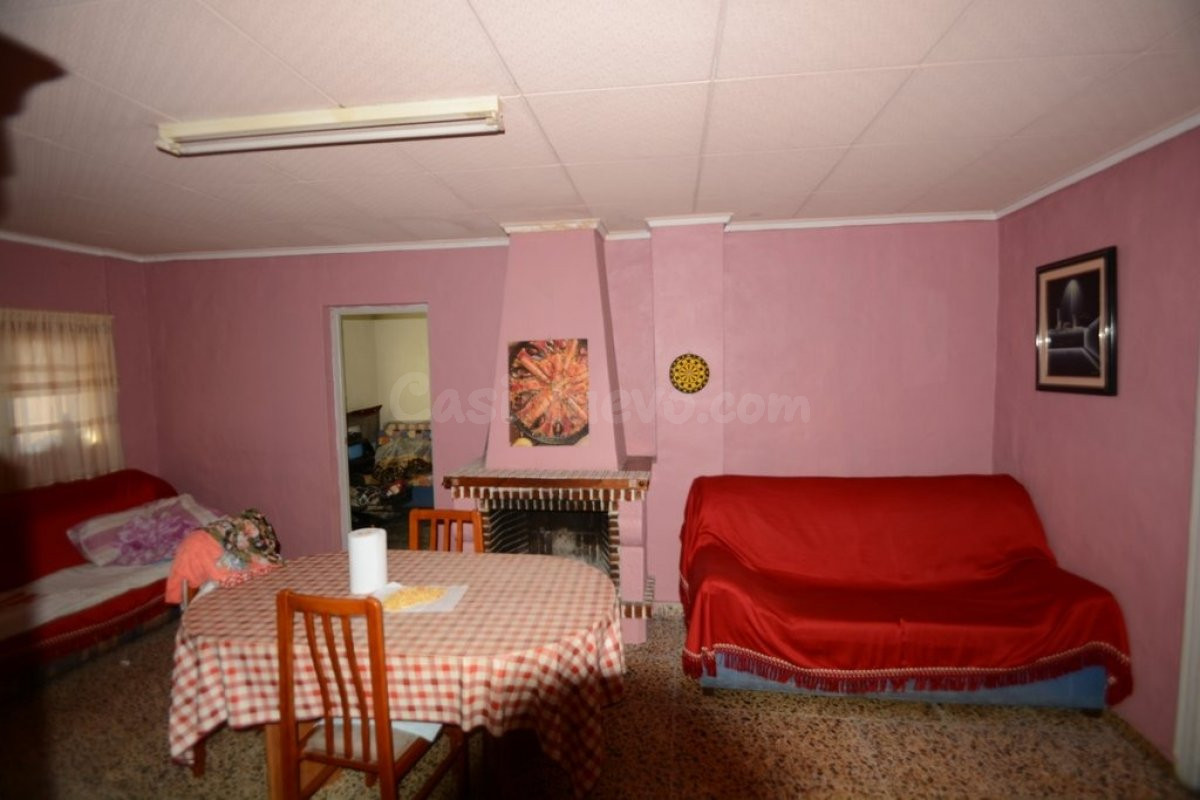 Casa con terreno en Orihuela zona San Bartolomé, 70 m2 const - foto 4