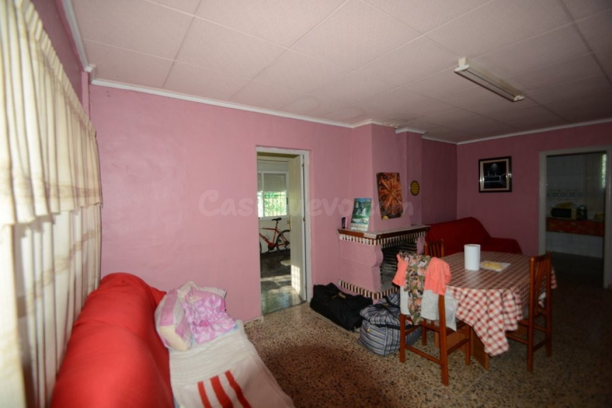 Casa con terreno en Orihuela zona San Bartolomé, 70 m2 const - foto 5