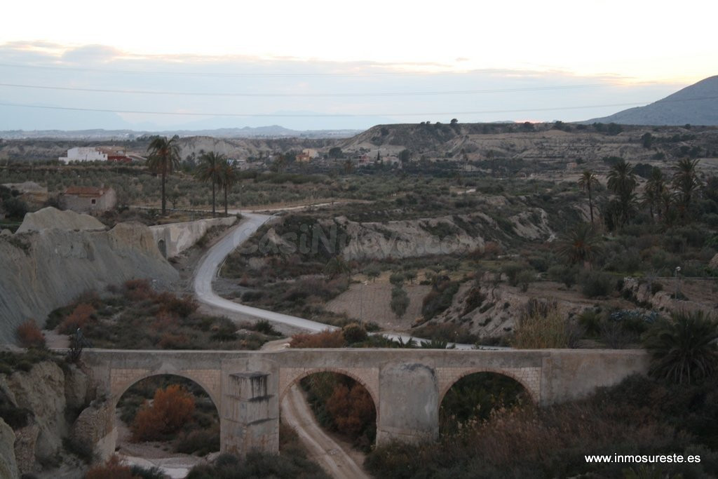 ¡¡ GRAN OPORTUNIDAD !! Finca rústica con casa cueva en Abani