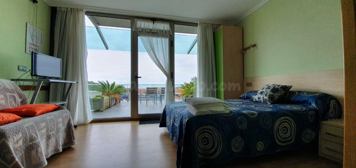 Bonito apartamento de alquiler por temporadas con vistas al  - foto 3