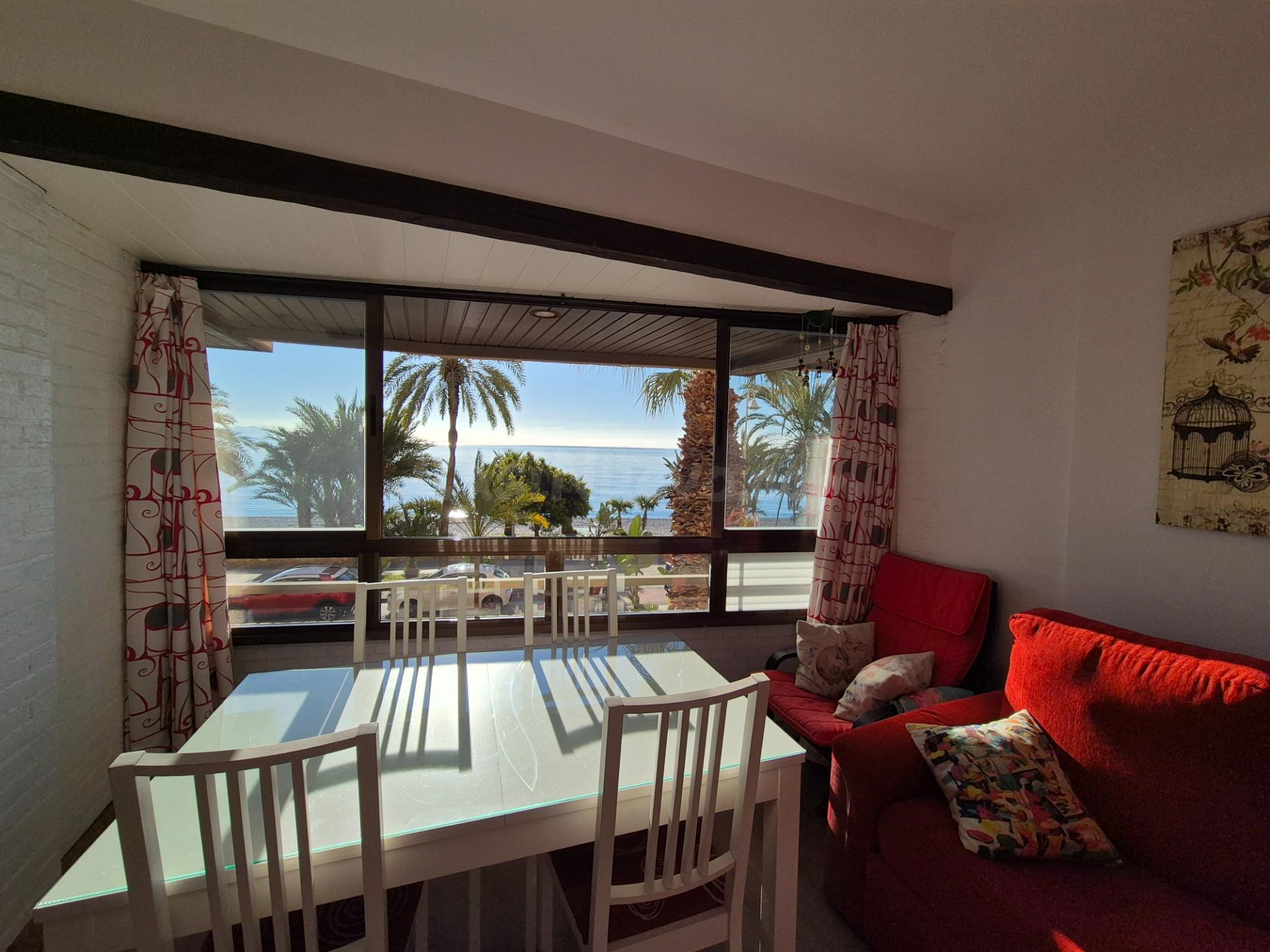En Venta: apartamento frente al mar, 2 dormitorios en playa  - foto 2