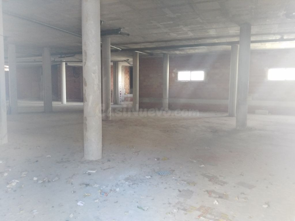 Local comercial 680m² en venta - Barrio la caverina - foto 4