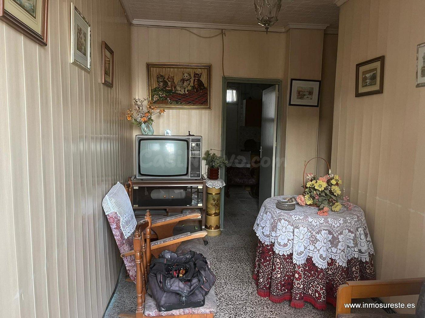 ¡¡ MAGNÍFICA OPORTUNIDAD !! Venta de dos casas en planta baj - foto 2