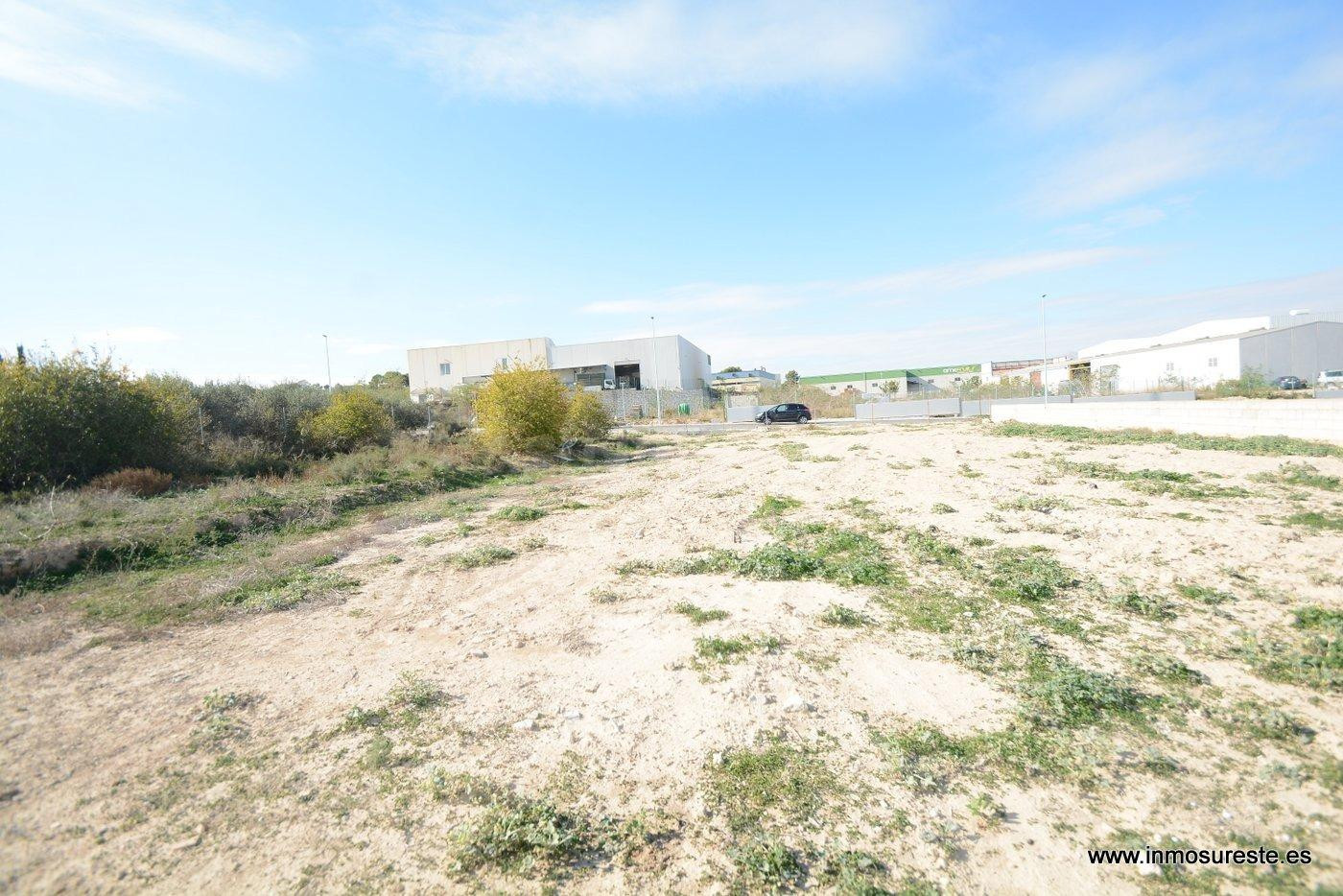 ¡¡ OPORTUNIDAD PARA NEGOCIO !! Parcela industrial en el polí - foto 5