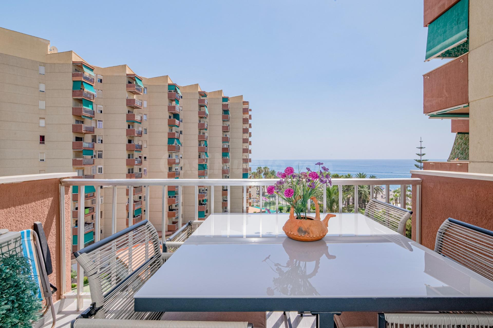 En venta: Apartamento 2 dormitorios, 2 baños, Urb. Las Góndo - foto 3