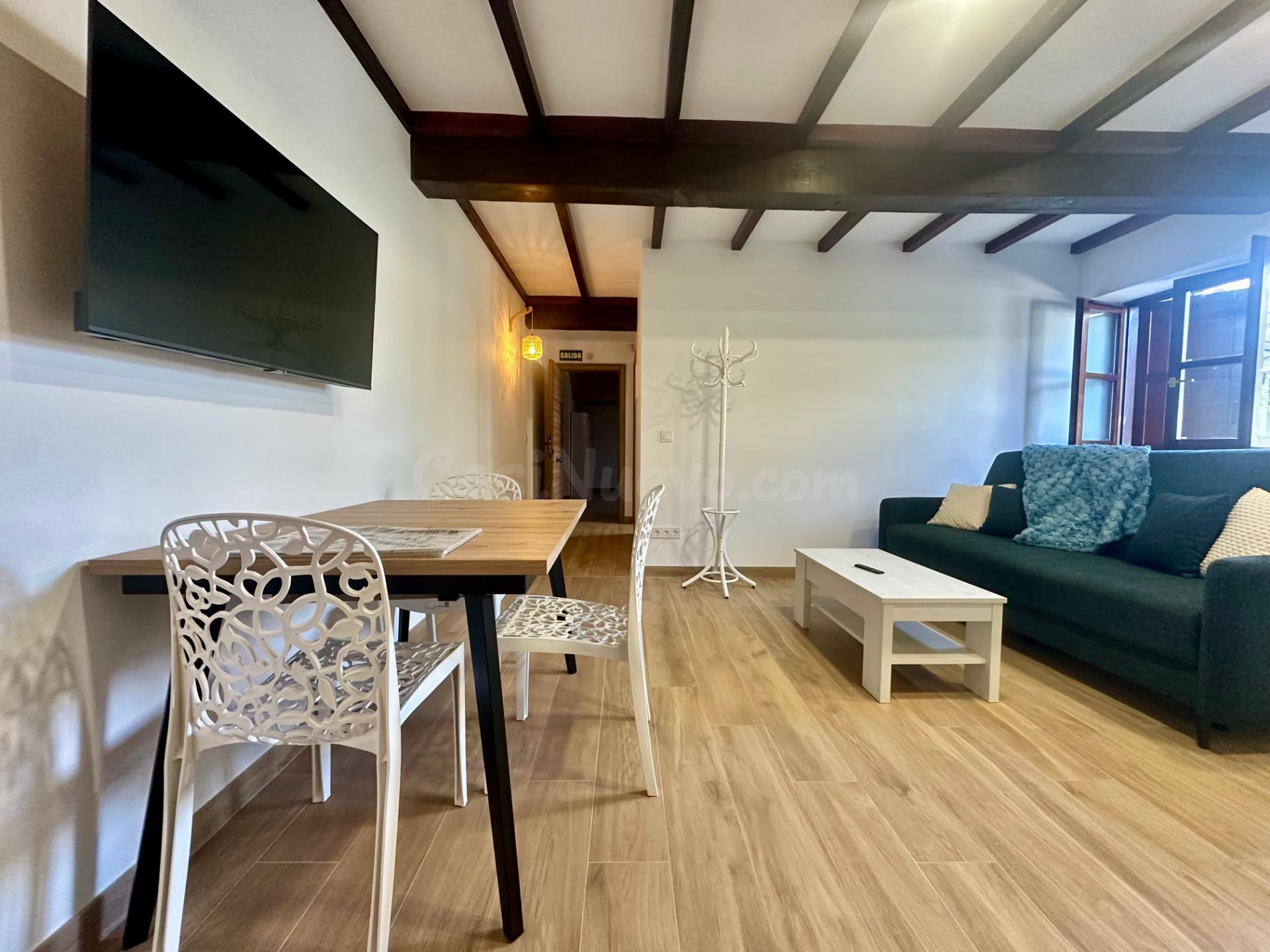Refugio rústico en Miengo: Confort, jardín y gastos incluido - foto 2