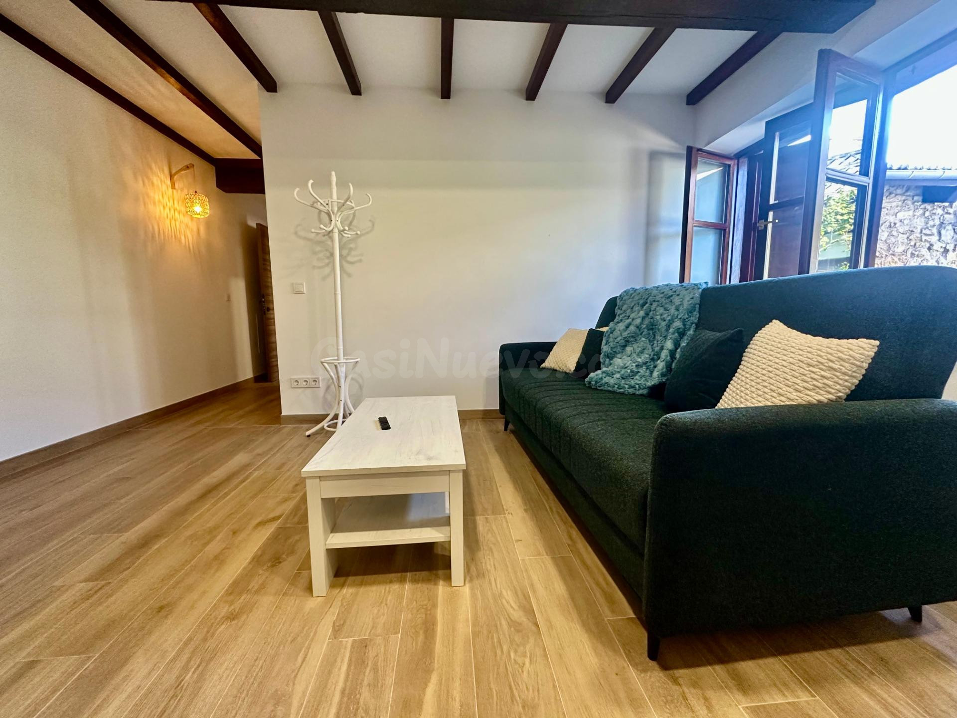 Refugio rústico en Miengo: Confort, jardín y gastos incluido - foto 4