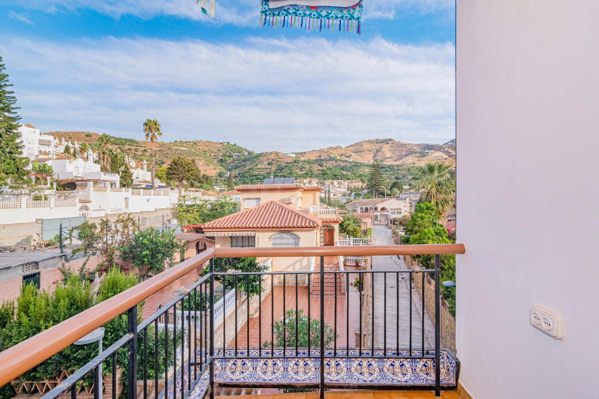 Apartamento con 2 dormitorios muy cerca de la playa. - foto 2