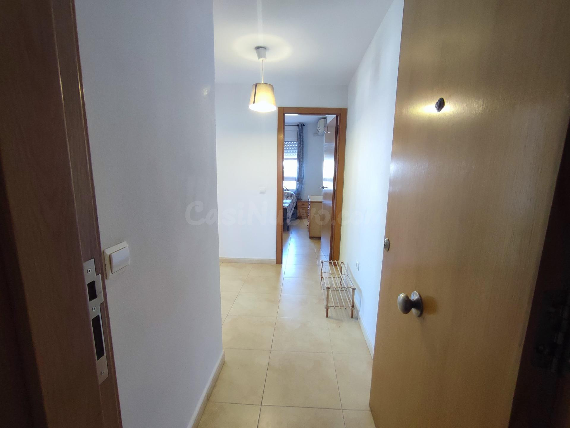 Apartamento amueblado con garaje, trastero y ascensor en El  - foto 2