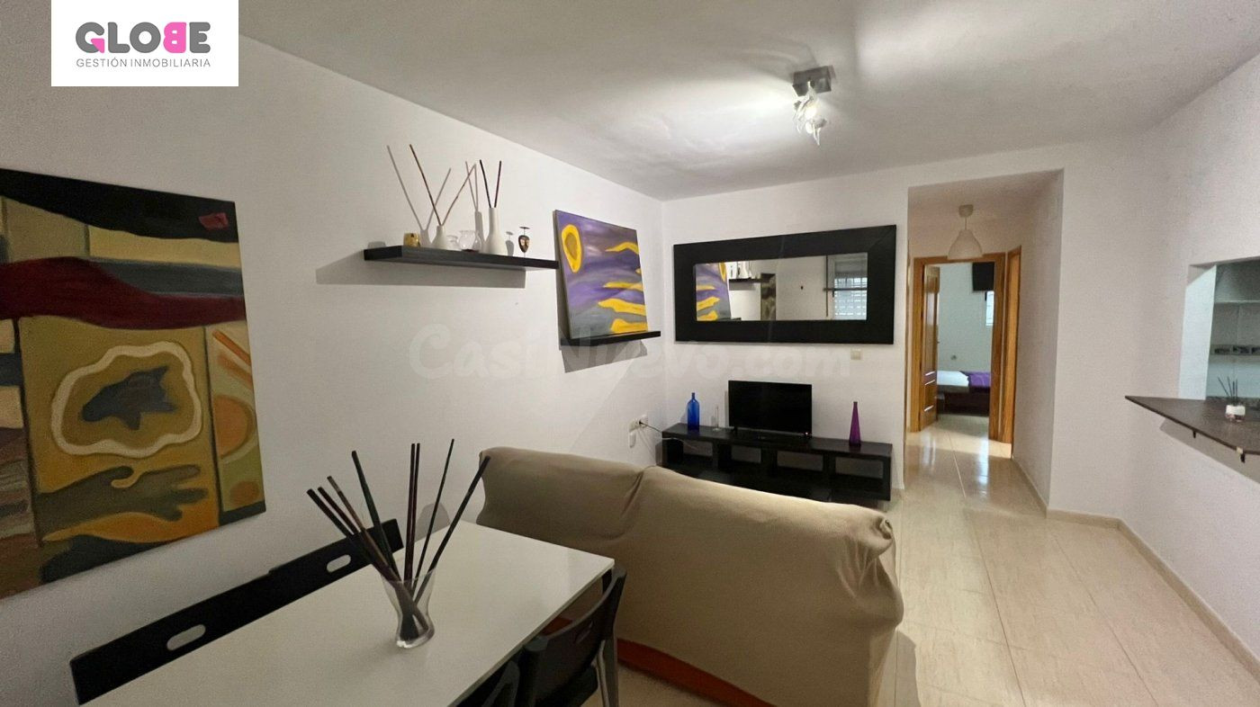 BONITO PISO EN ALQUILER EN URBANIZACIÓN  , CON PISCINA - foto 5