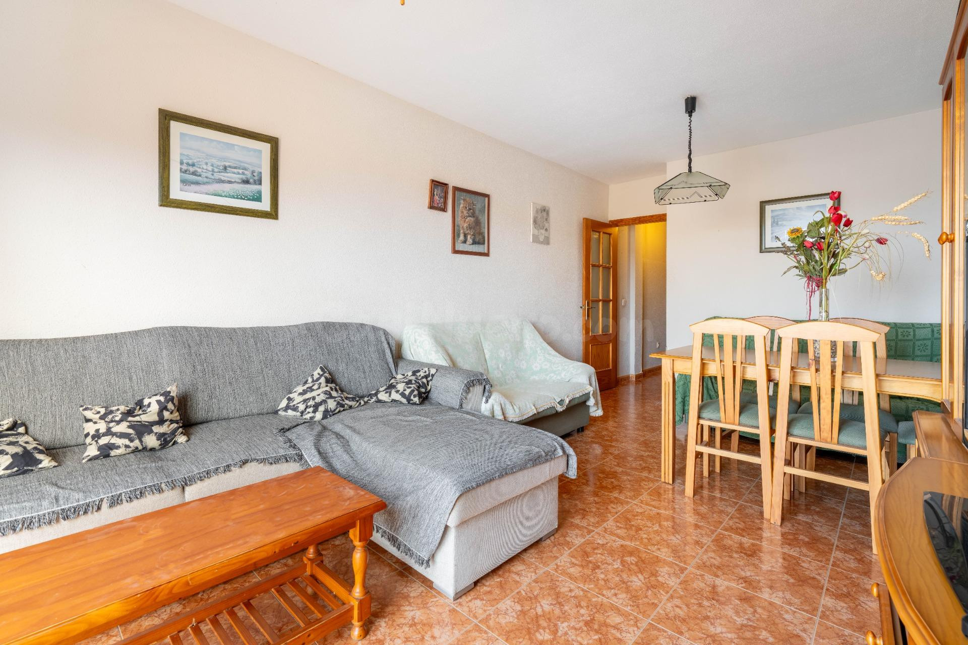 Venta de vivienda de V.P.O. en Las Marinas - foto 2
