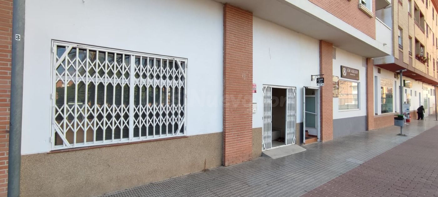 Local comercial de 64m2 en El Palmar. - foto 2