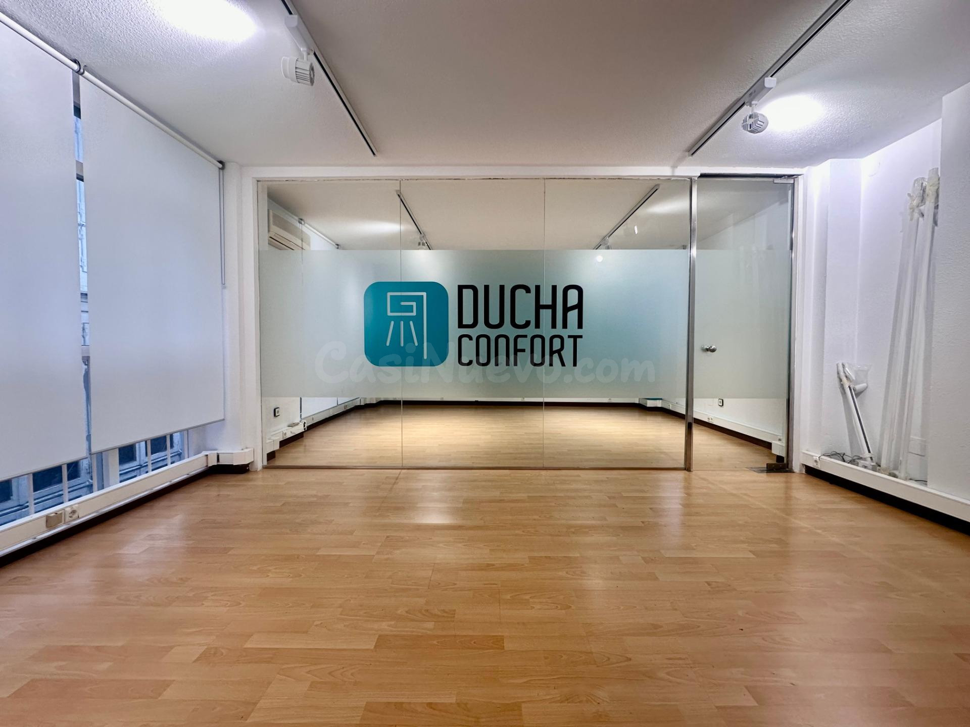 Oficina en centro -Puerto Chico