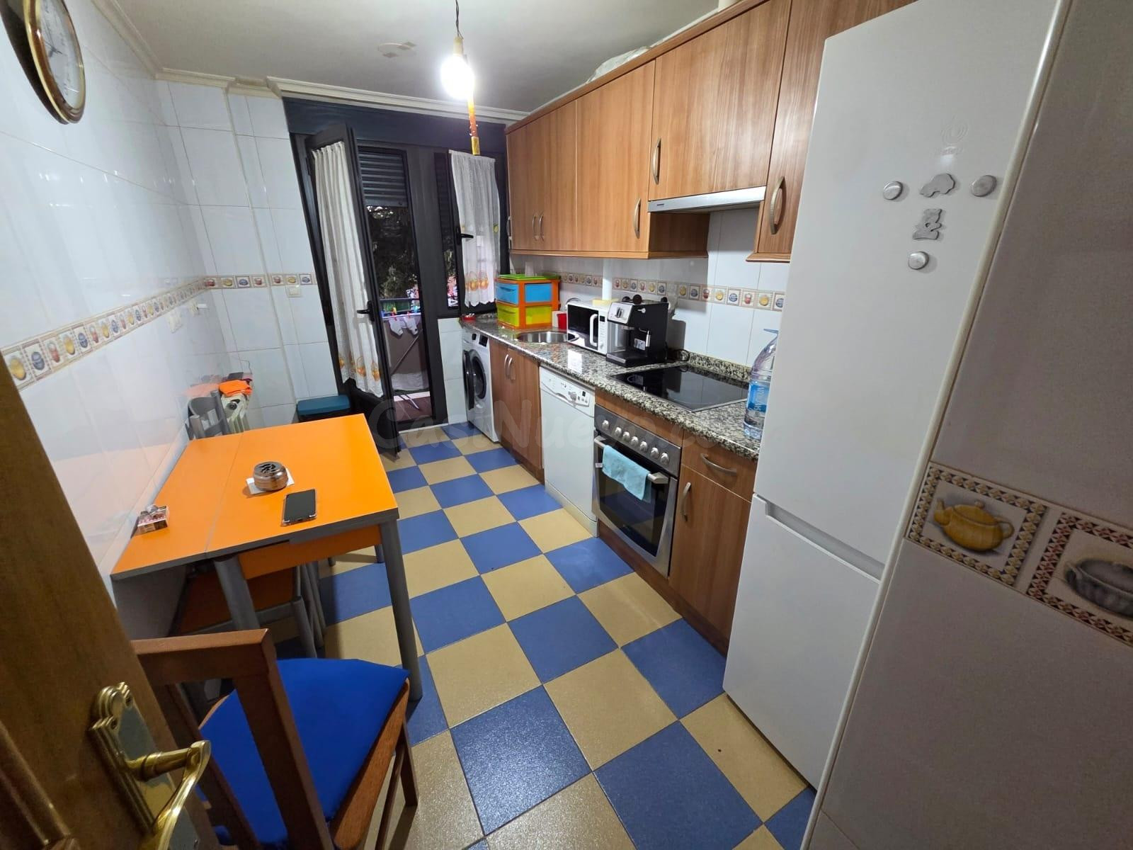 SE VENDE APARTAMENTO EN VALENCIA DE DON JUAN, 68 M2, COCINA,
